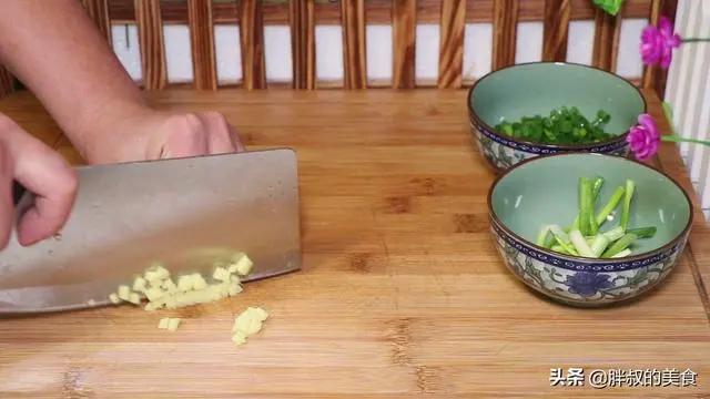 想吃茄子煲不用去飯店了 秘訣告訴你在家做 下酒又下飯 真香 4 20200416095014779