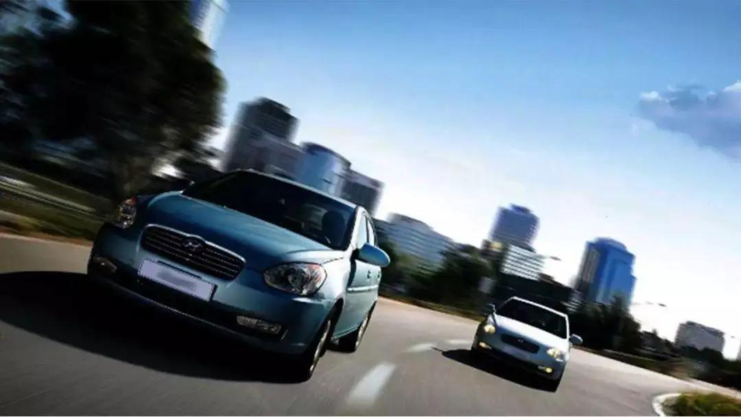 開車易犯的9個致命錯誤 稍不注意就會車毀人亡! 3 20200506044824668