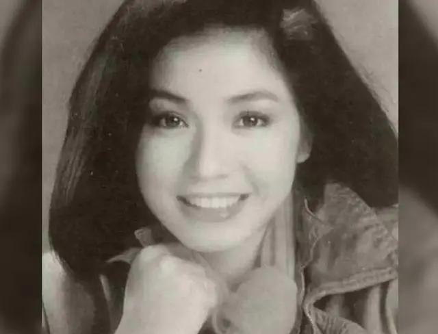 旧时光风华绝代女星 没有手机滤镜年代 拍照全靠颜值和化妆支撑
