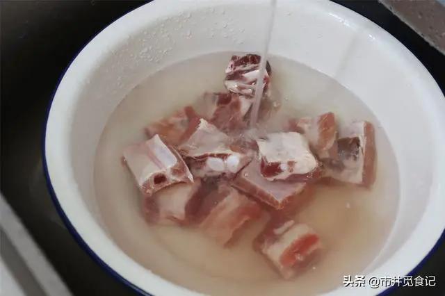 看過廣東人吃排骨 我覺得以前的排骨都白吃了 這也太會吃了吧 5 20200707091906565