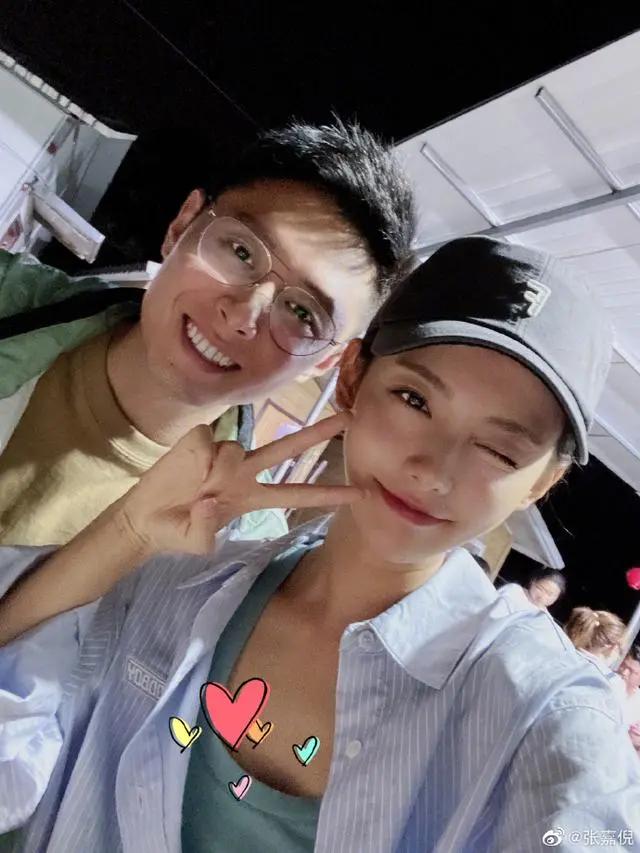 买超晒大儿子古装照 才3岁就要被爹妈送进娱乐圈?网友:比爹帅