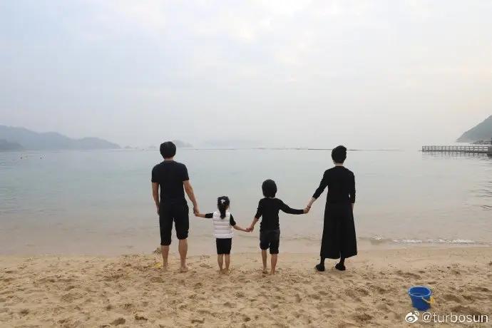 孙俪晒与女儿聊天记录 母女携手救助流浪猫 发文呼吁不要再有伤害