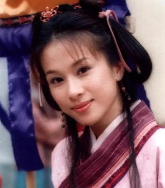 文颂娴庆祝44岁生日 “七魔女”闺蜜团仅一人现身 佘诗曼未露面