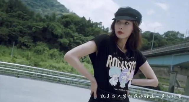 林志玲婚后首推慈善T恤 与潮牌一起捐资100万献爱心