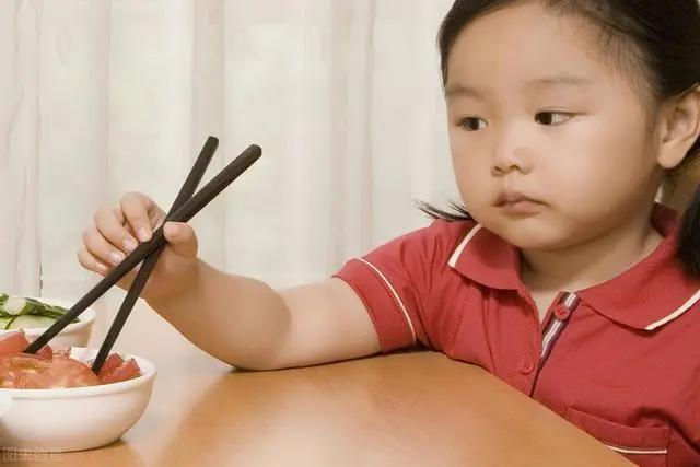 批評完孩子任由他哭?掌握「情緒療法」 教會孩子正確應對挫敗感 5 批評完孩子任由他哭?掌握「情緒療法」 教會孩子正確應對挫敗感