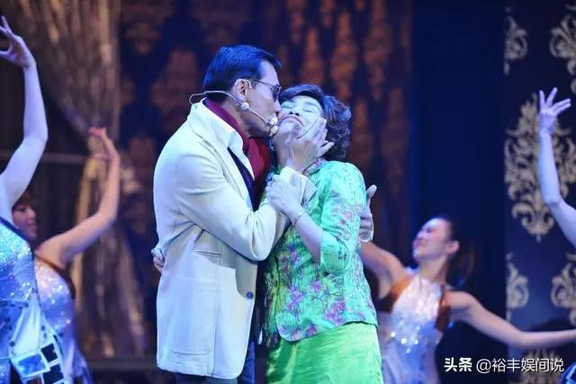 83岁余慕莲消瘦一圈靠拐行走 内地捐小学仍富贵 自言:我大把钱