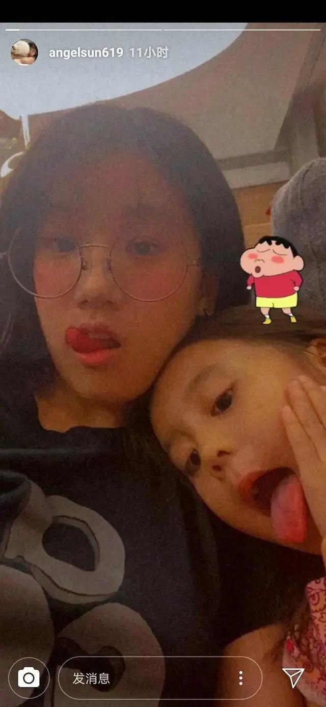 梧桐妹晒祖孙三代同框 咘咘表情超多巨可爱