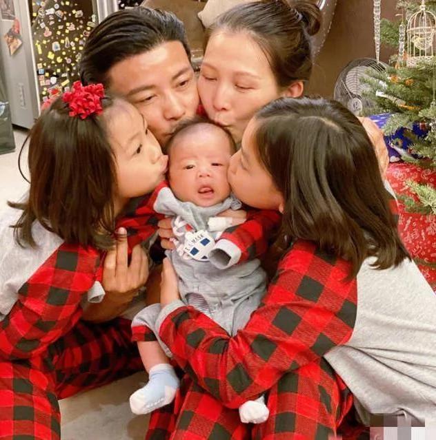蔡少芬全家幸福出游 俩女儿骑马游泳玩嗨 儿子虎头虎脑超壮实