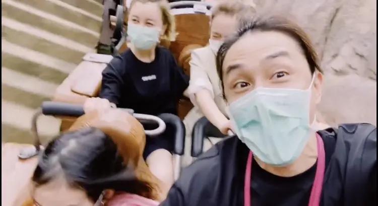 戚薇李承铉携女儿游乐园度亲子时光 Lucky露正脸可爱十足