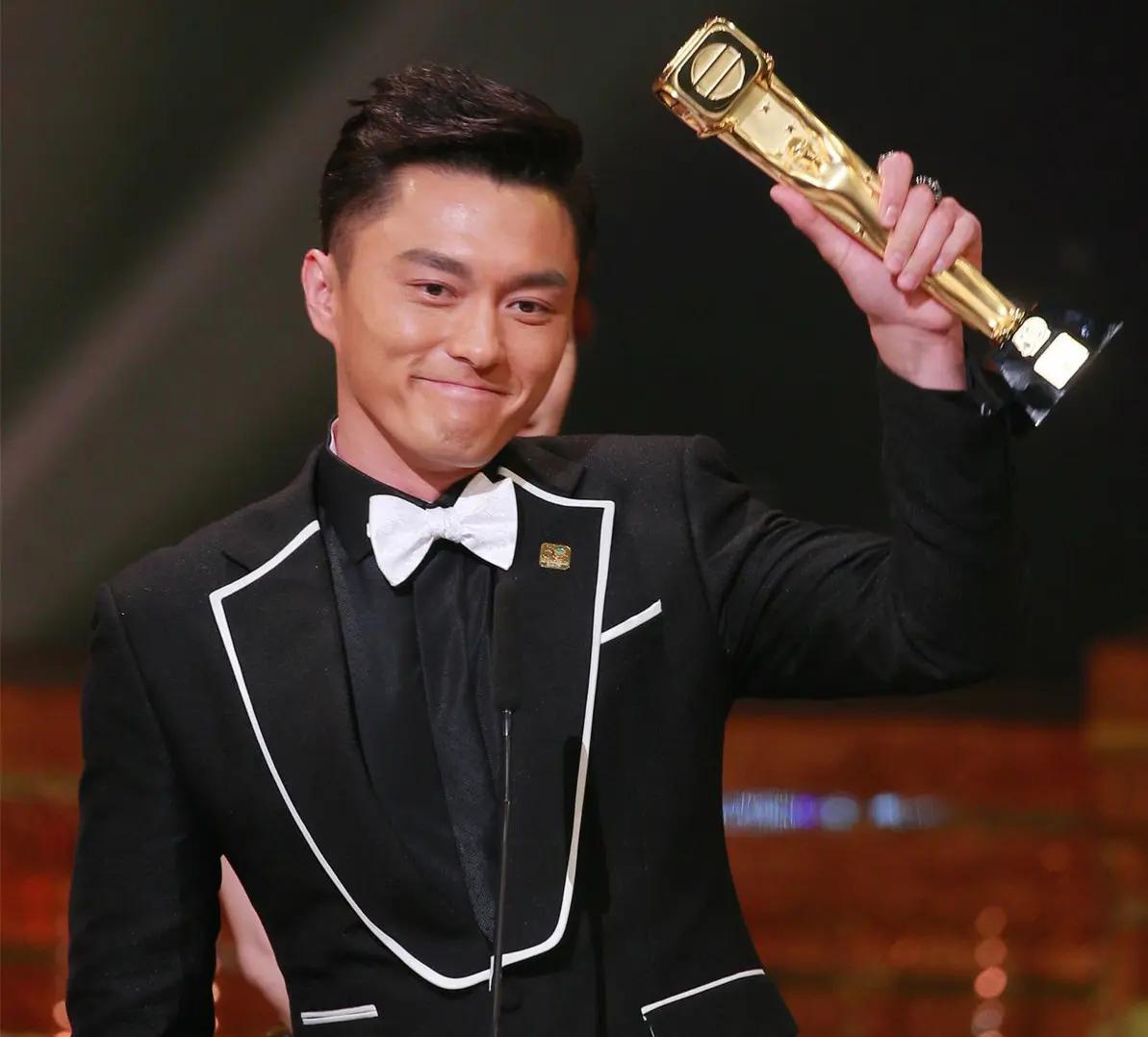 TVB男星杨明专访 坦言亏欠富二代女友 因突发事件延后婚期