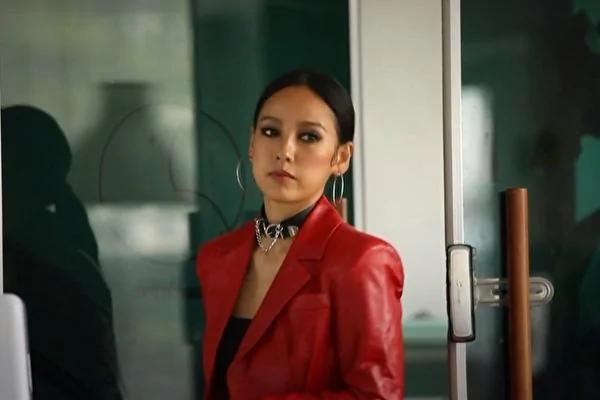 李孝利喊“毛”触中国玻璃心 令外国网友咋舌