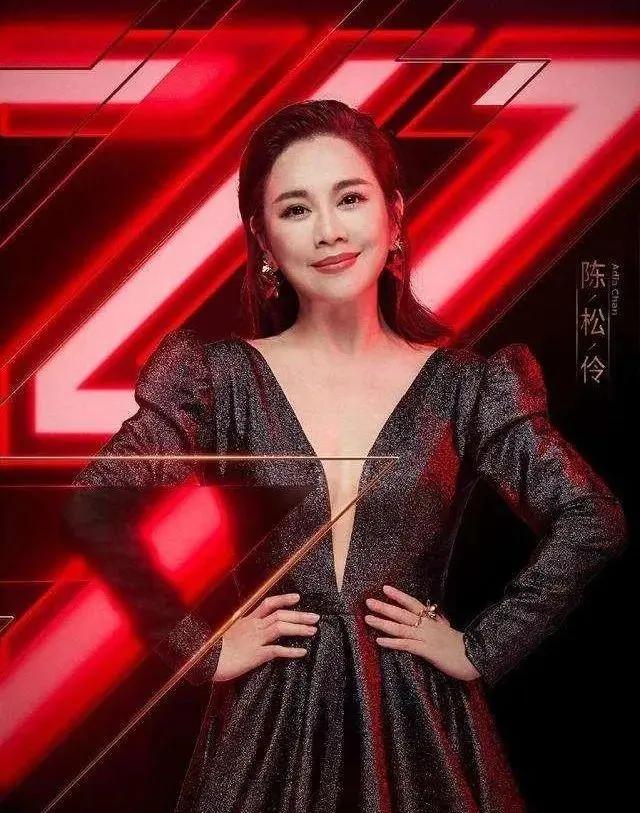 七夕“撒狗粮” 陈松伶与老公甜蜜对视 挡不住的爱意
