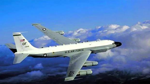 美军RC-135侦察机现踪南海。（路透社资料图片）