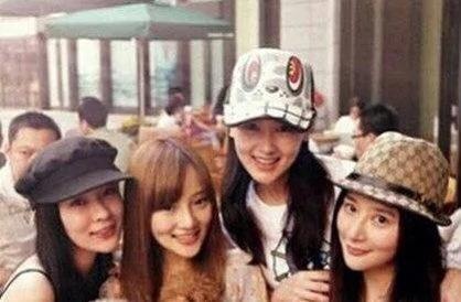 甘薇被曝拍卖名下豪宅 离婚后曾自曝养不起娃