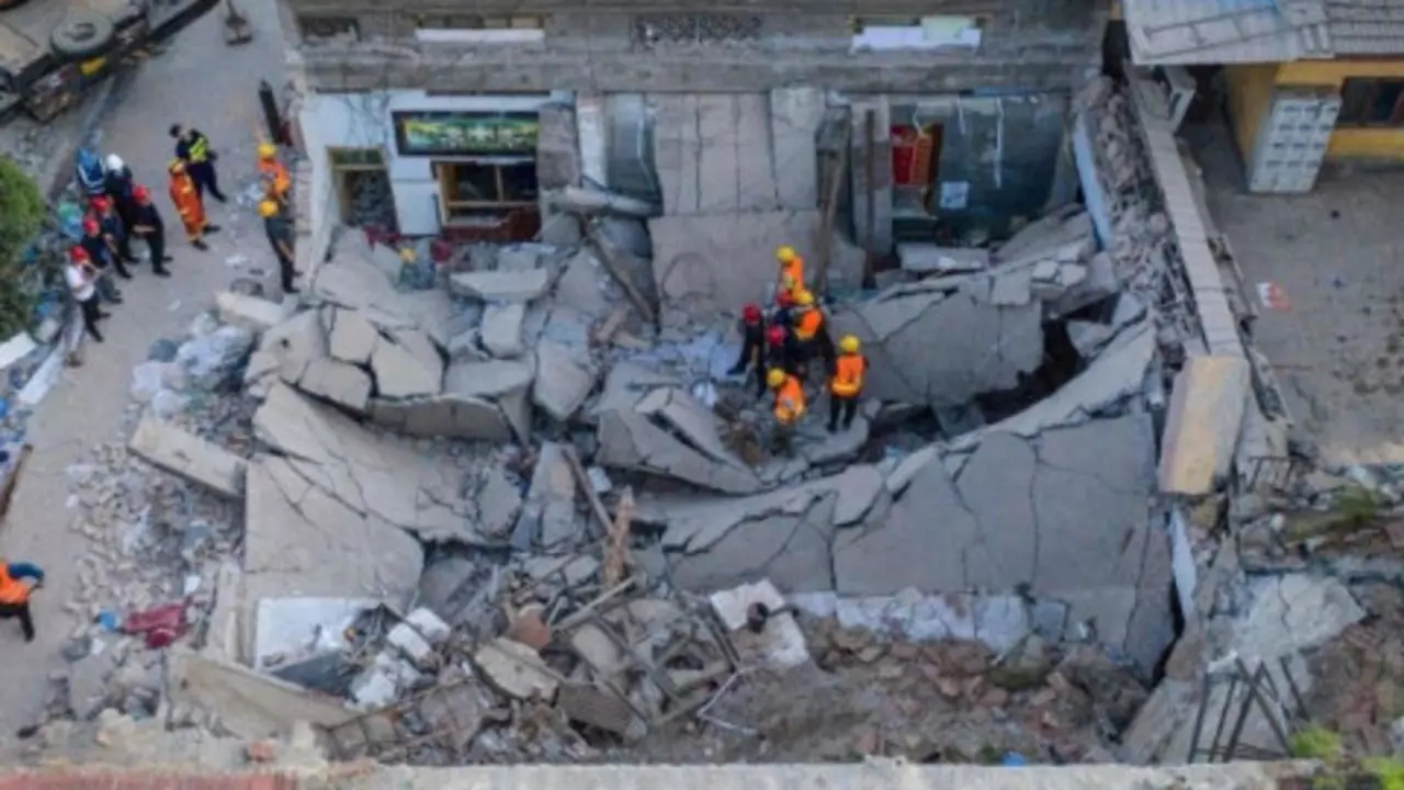 山西襄汾餐厅坍塌：29死中国国务院下令挂牌督办