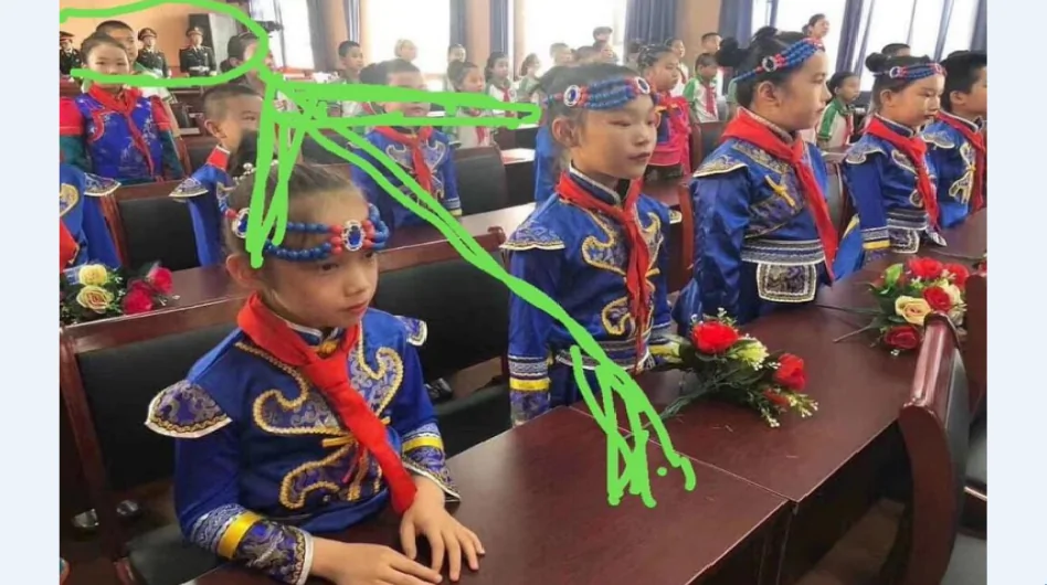 网传内蒙开学首日，中共军人进驻教室（网络图片）