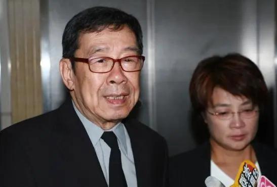 又一老戏骨患癌去世 女儿带遗物离开医院 好友曝光最后短信内容