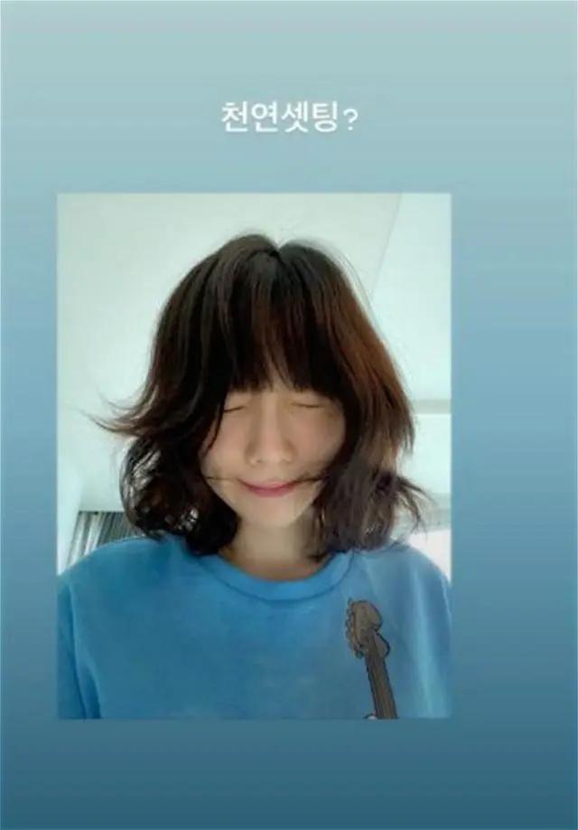 少女时代金泰妍近况:“天然半卷”发型 甚是可爱!