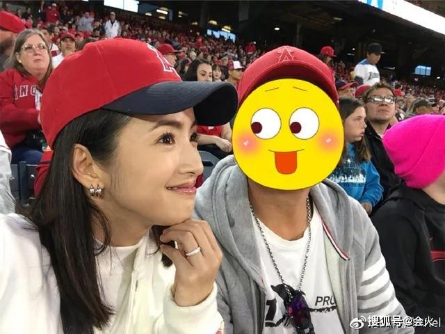 林依晨罕与老公同框 结婚5年因没孩子被传婚变