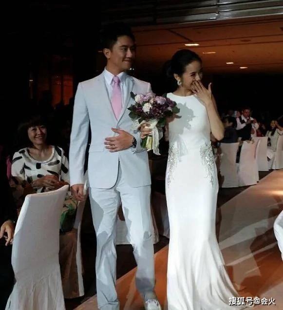 林依晨罕与老公同框 结婚5年因没孩子被传婚变