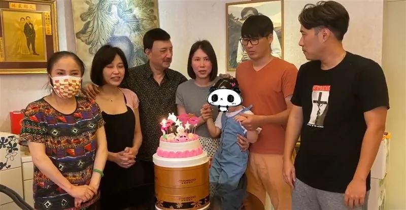 再次重生!余苑绮完成18次化疗 憔悴面容曝:勇敢活下去