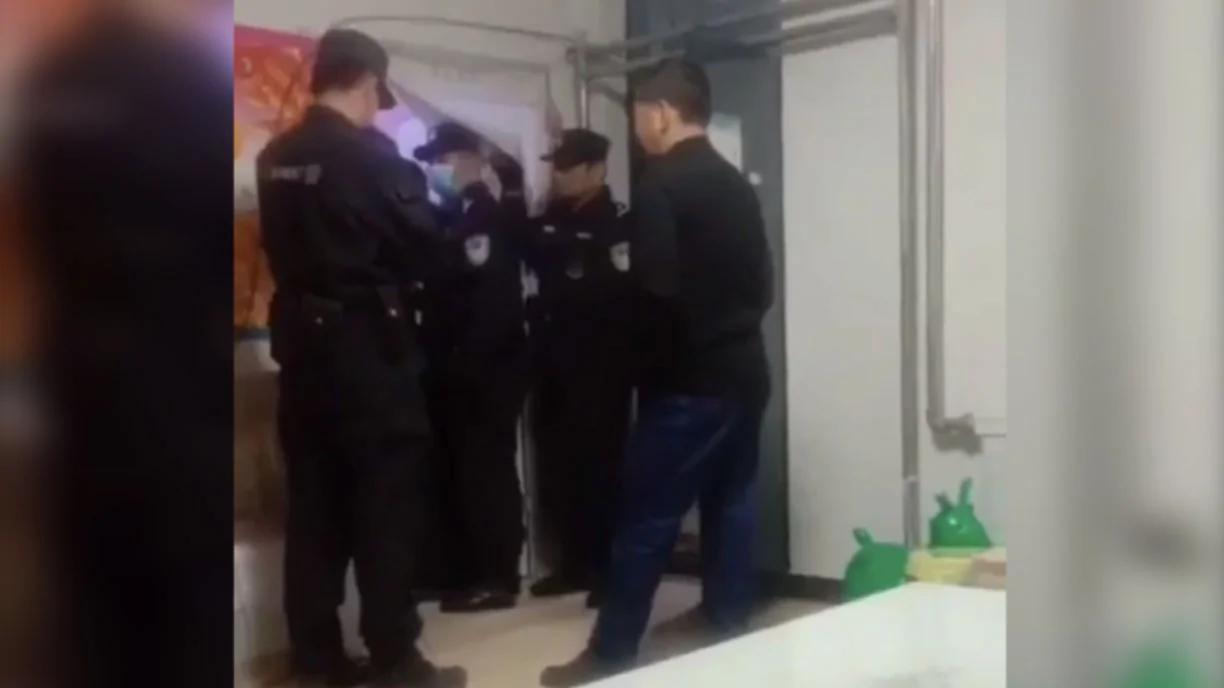 警察凌晨入室抓蒙古族學生 十多牧民因抵制雙語教育被捕