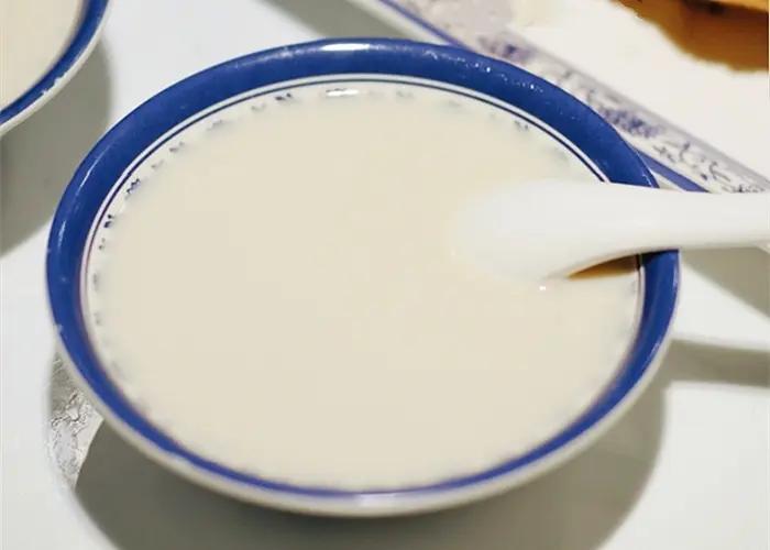牛奶和豆漿的營養有啥區別 哪個更適合孩子喝？平時應該怎麼選擇