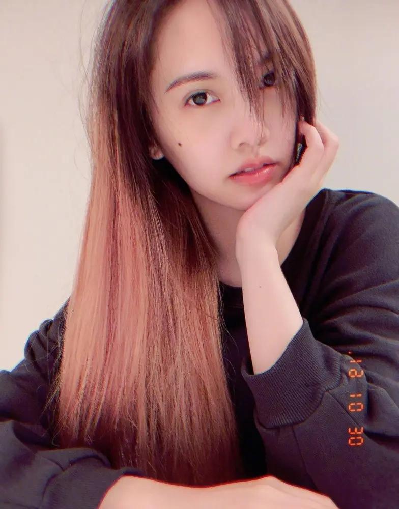 李荣浩感叹自己出道七年 评论区被粉丝狂怼 谈到杨丞琳扎心了