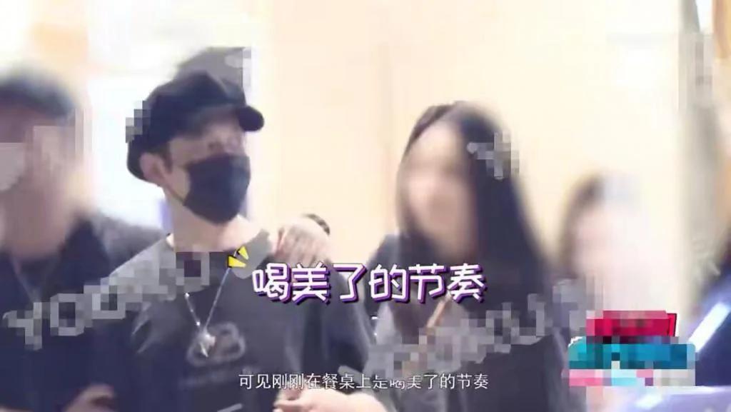 李晨印小天聚会 “插刀门”后现身同一饭局 疑似冰释前嫌