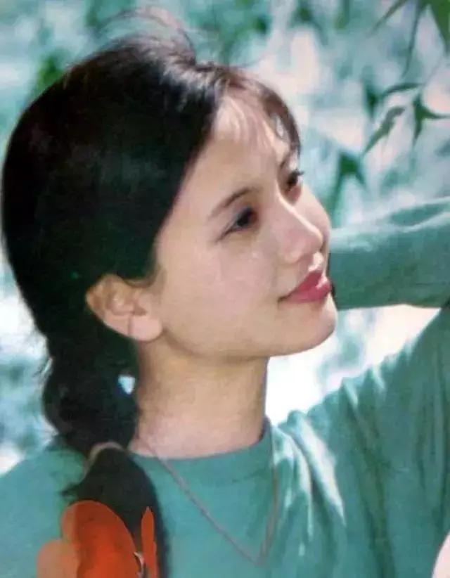 为爱守寡13年 从江南第一美人到母亲专业户 她的美从不败岁月