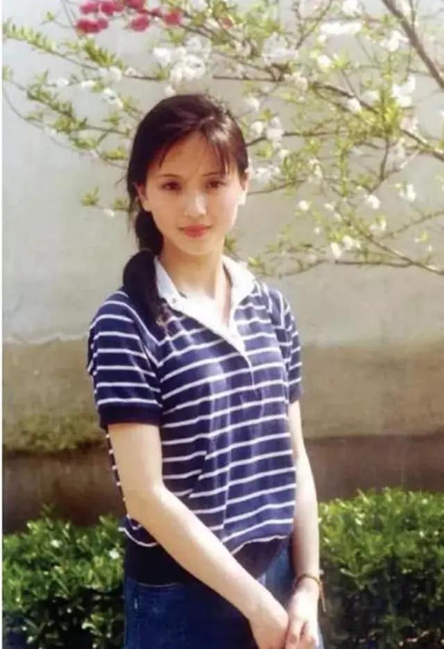为爱守寡13年 从江南第一美人到母亲专业户 她的美从不败岁月
