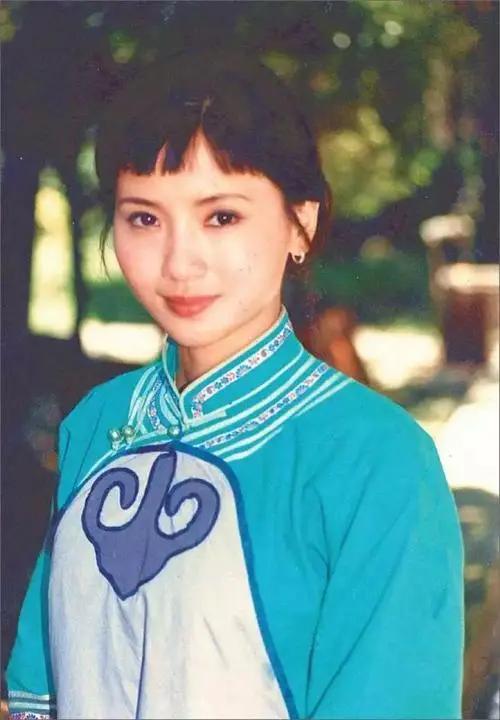 为爱守寡13年 从江南第一美人到母亲专业户 她的美从不败岁月