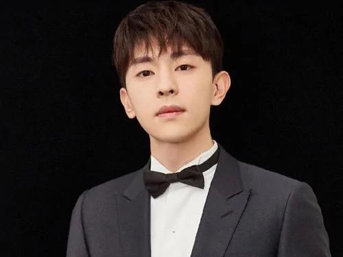 百看不厌的8位男星 李现邓伦肖战上榜