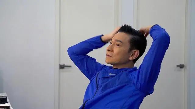 刘德华将迎来59岁生日 连线全球粉丝同欢 宠粉一直是模范