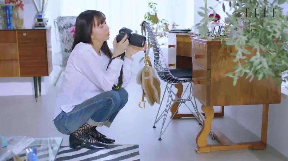 木村拓哉19岁长女心美登光希出道杂志 演奏自作曲展才华 摆拍功力显青涩
