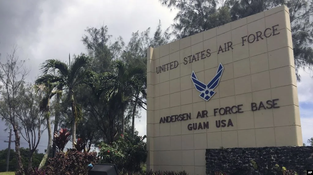 安德森空軍基地的前門。（資料照）
