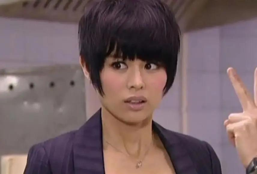 40岁胡杏儿罕谈过往情史 坦言曾遭遇前任背叛 身心都受到伤害