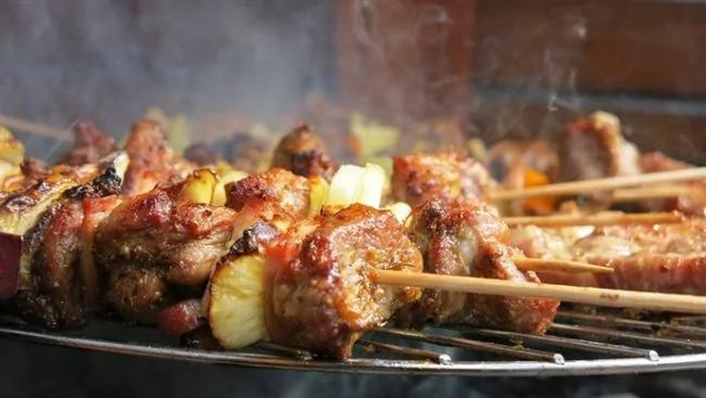竹籤煮沸再用！健康烤肉5招沾這醬「降90%」致癌風險