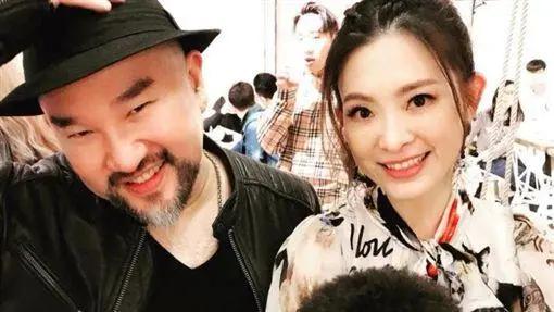 刘真现身金钟大萤幕 辛龙捕捉她「最美笑容」惹哭网