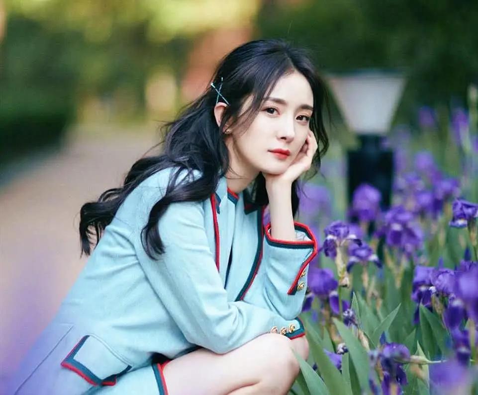杨幂太忙累出病?扎针灸不忘晒照调侃 赵丽颖同样中药杯不离手!