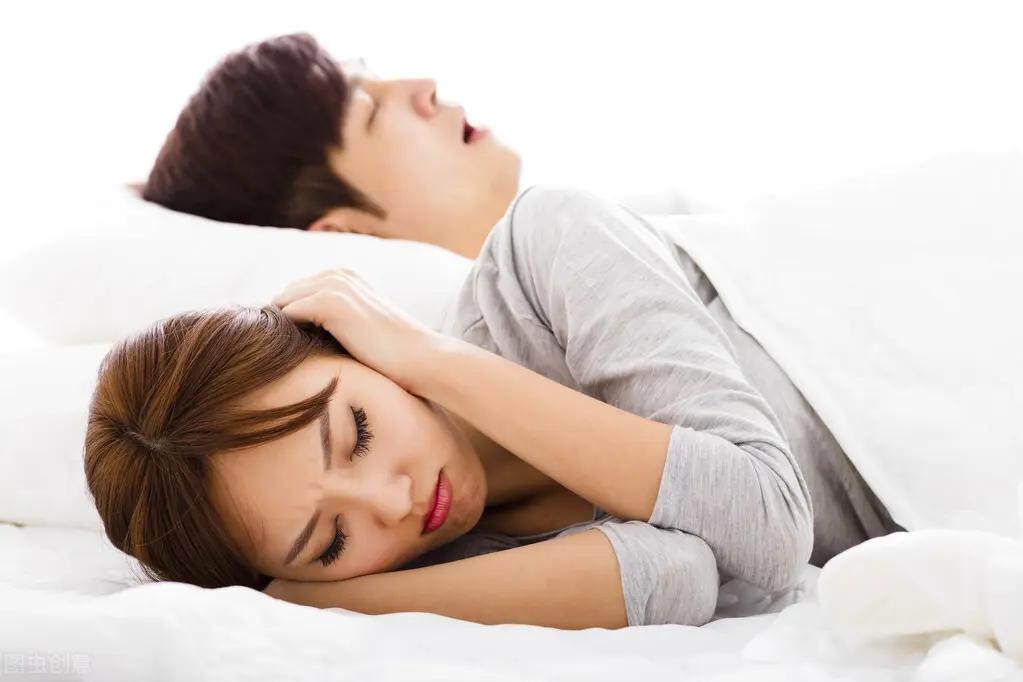 睡覺打呼嚕 是睡得香的表現？打鼾背後的隱患 很多人還未重視