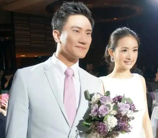 林依晨夫妇久违同框!女方冻龄似少女