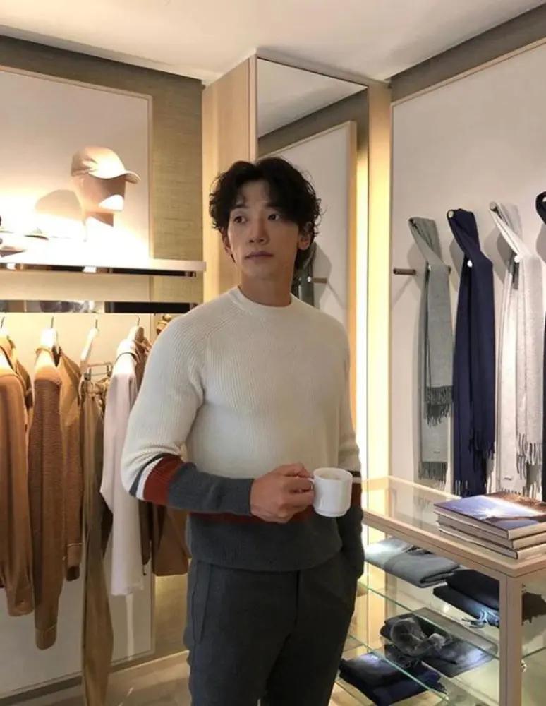 Rain一家遭骚扰“狂按门铃还大叫” 令金泰希与俩女儿陷入恐惧