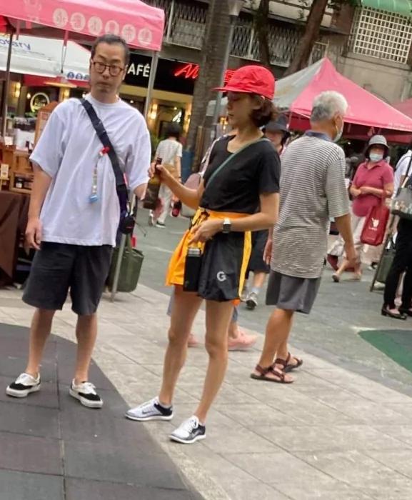 陈意涵与导演丈夫带娃野餐 儿子正面曝光 没能遗传妈妈美貌