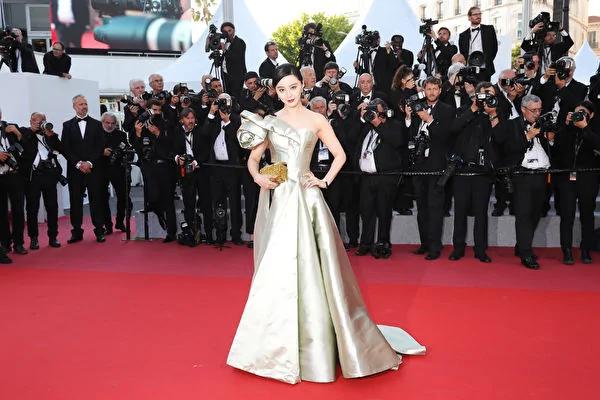 范冰冰确定复出 好莱坞新片《355》海报曝光
