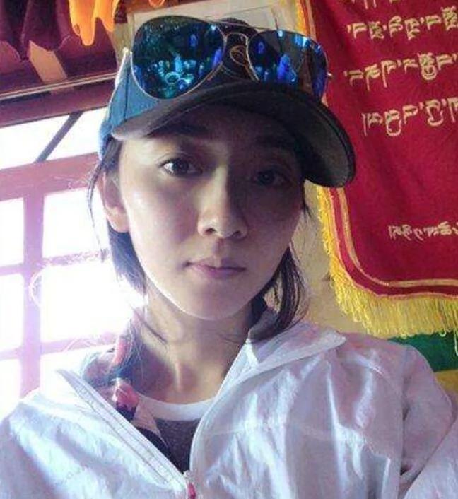 朱一龙被疑隐婚生子 儿子姓皮出生证被扒