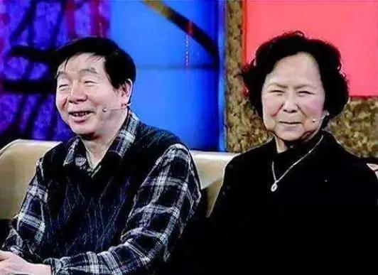杨洁的爱情:与周传基结束10年婚姻 嫁小14岁王崇秋相伴一生