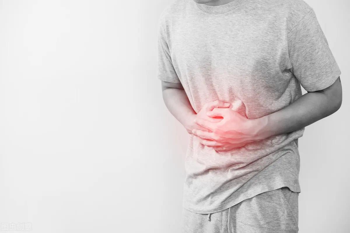 醫生提醒：別再把胰腺炎與胃病混淆了！牢記五種症狀 學會辨別