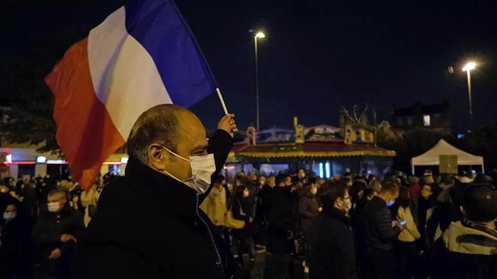 民調：八成法國人認為伊斯蘭已向法蘭西共和國宣戰