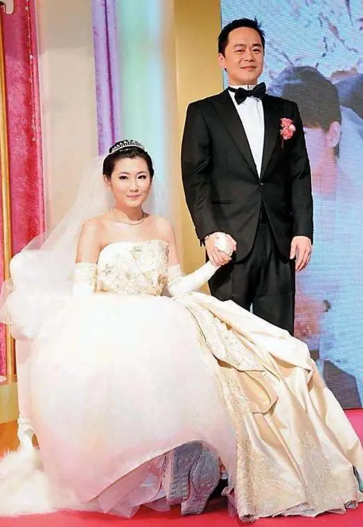 任家萱庆祝火吻重生十周年 分享父亲长文 父亲感谢前女婿张承中有情义